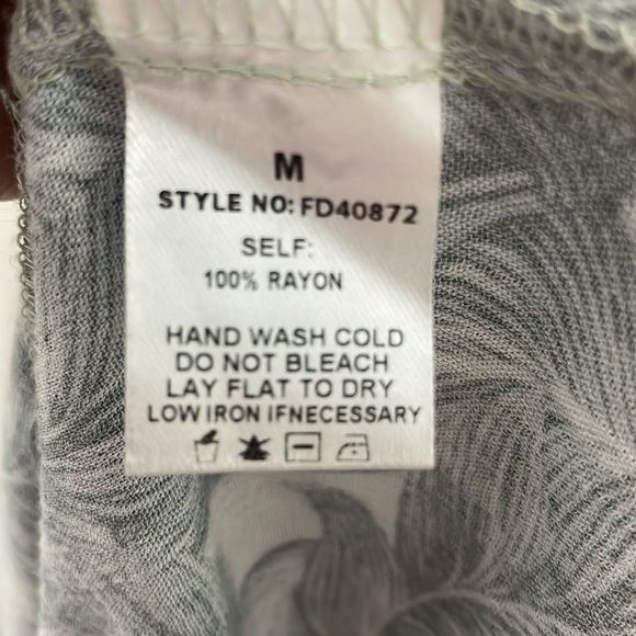 Calista White & Olive Green Tropical Print Dress size Medium NEW - Picture 8 of 8